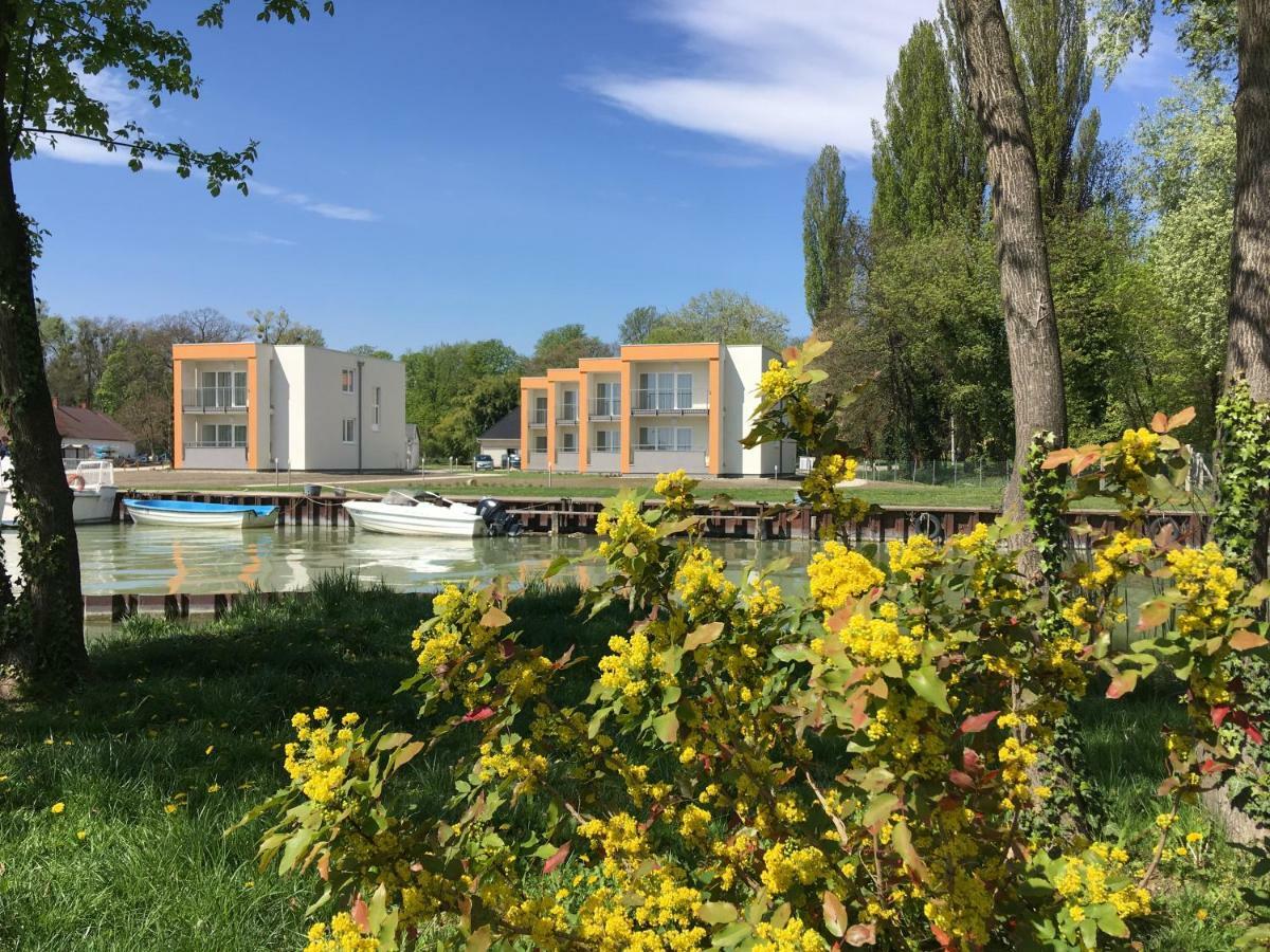Akvarium Apartmanhazak Keszthely Εξωτερικό φωτογραφία