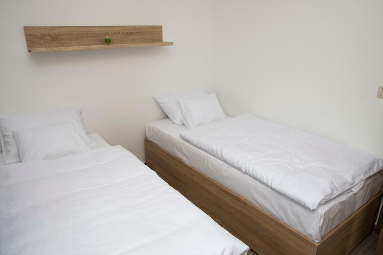 Akvarium Apartmanhazak Keszthely Εξωτερικό φωτογραφία